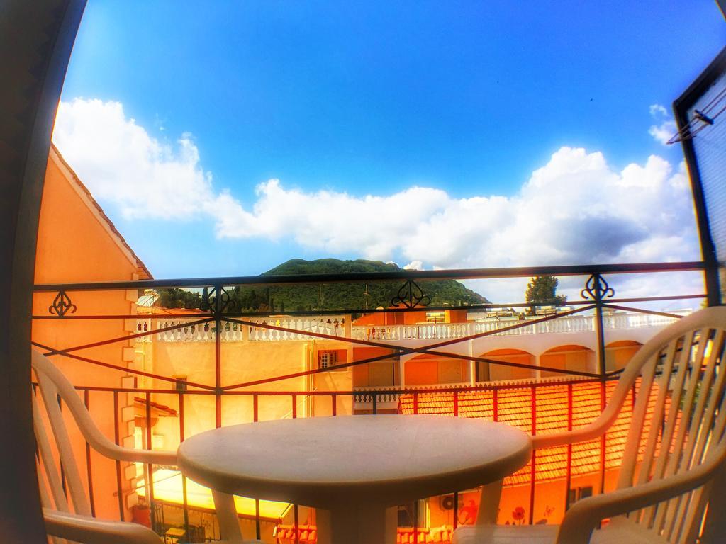 Benitsa Beach Hotel Achilleion Ngoại thất bức ảnh